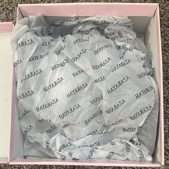 Benita Flower Heels - Picture 6 of 9